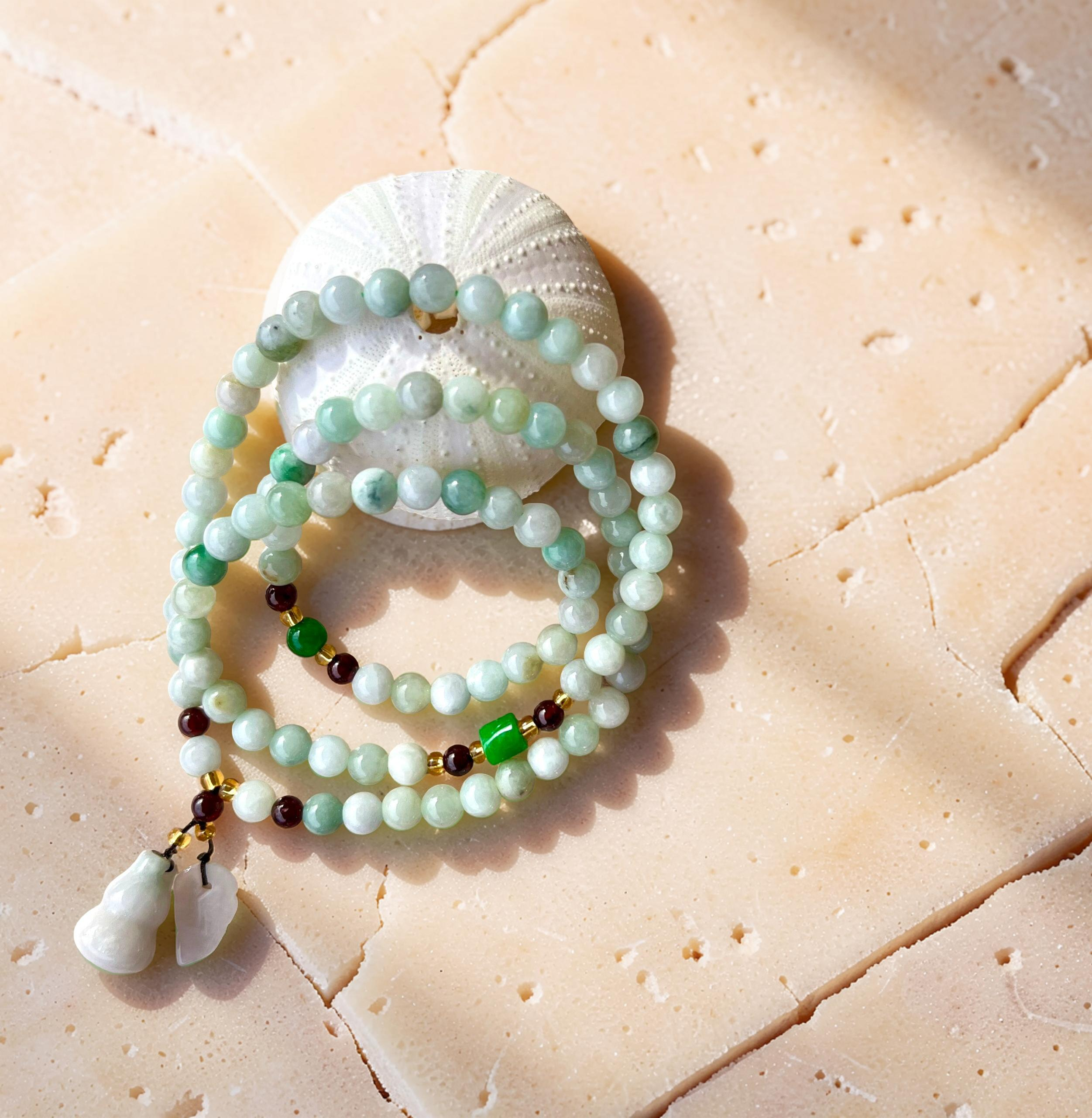 ATELIER-TIBET – Mâlâ Jade et Grenat – Passion