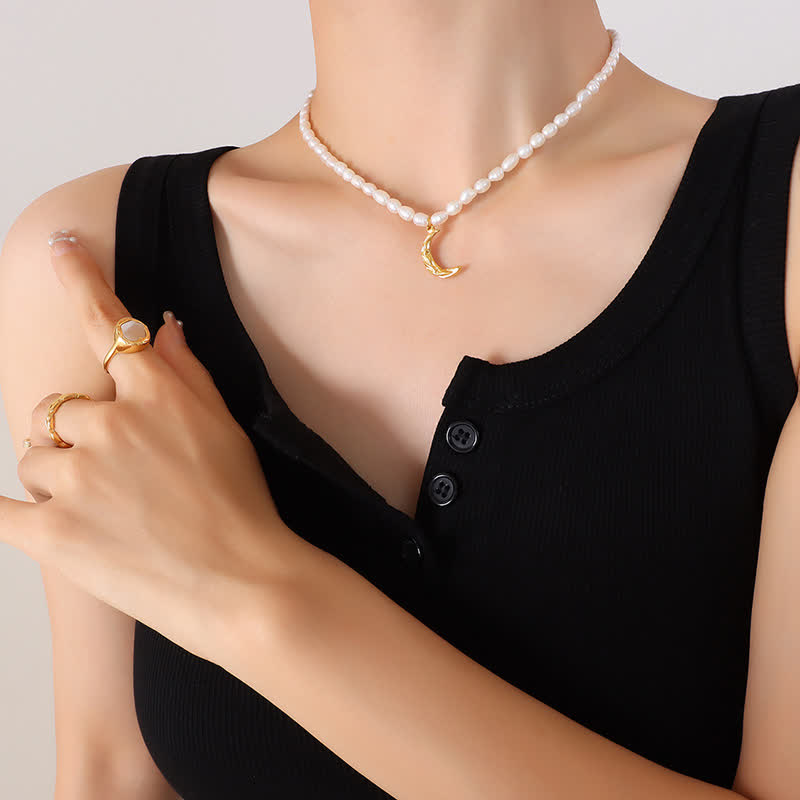ATELIER-TIBET – Collier Croissant de Lune en Perle Naturelle
