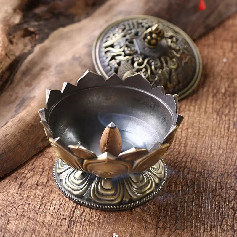 ATELIER-TIBET – Porte-Encens Lotus en Laiton, Sérénité & Élégance