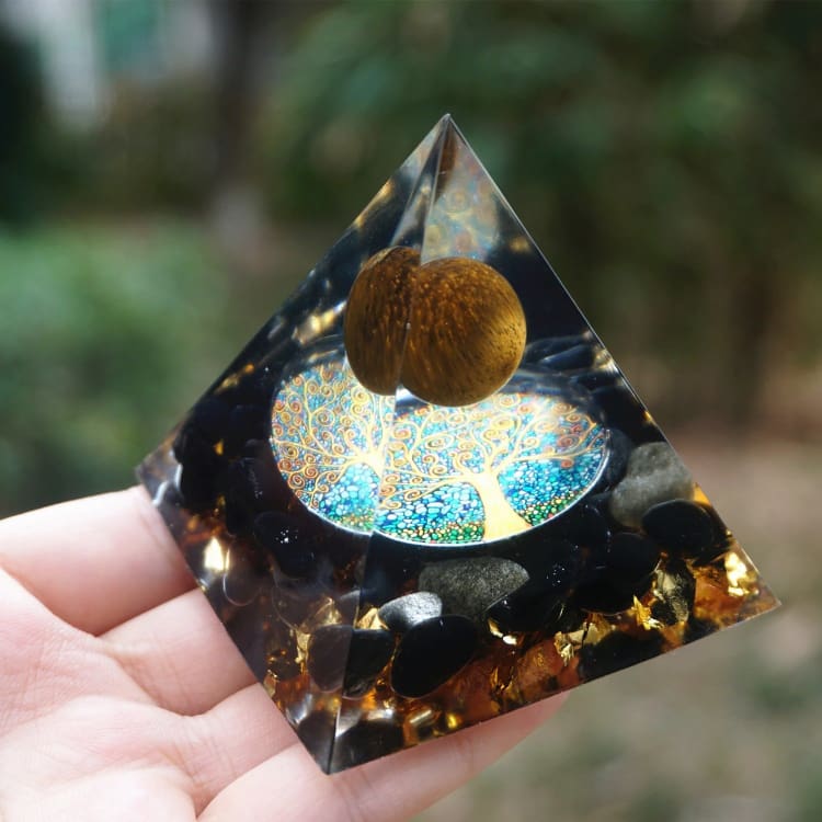 ATELIER-TIBET Pyramide en Orgonite, Obsidienne et Péridotite  de 10cm