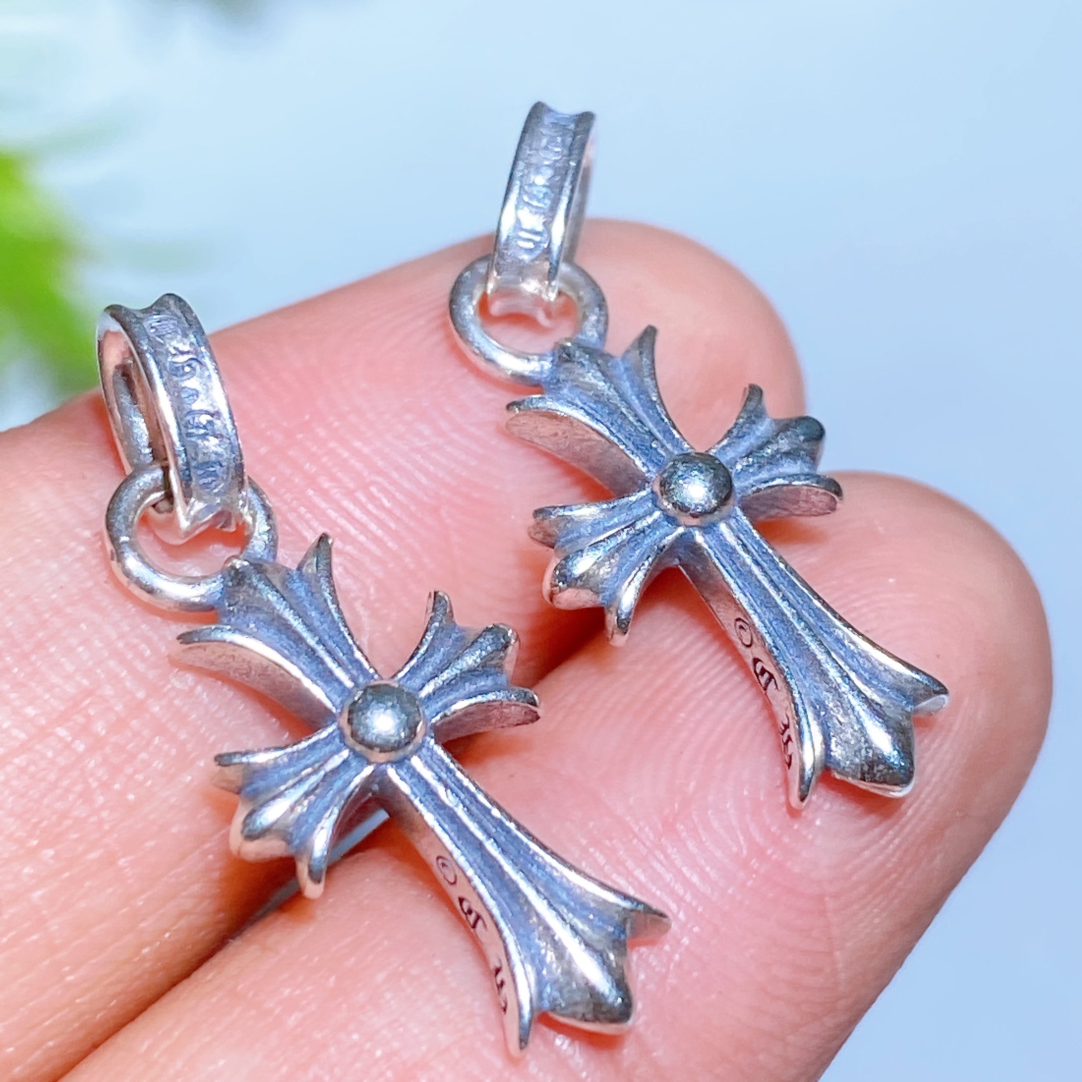 ATELIER-TIBET — Breloques Sculptées en Argent S925 — Charms Spirituels DIY pour Créations Personnalisées (5–15 mm)